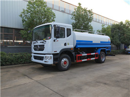 東風(fēng)D9灑水車(chē) 多功能抑塵車(chē) 現車(chē)可分期包送到